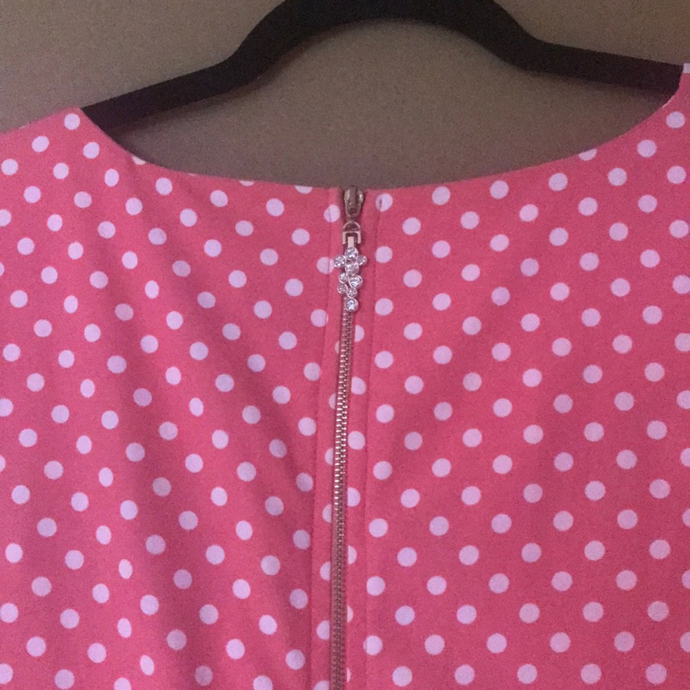 Dress - Picture 3 of 3
